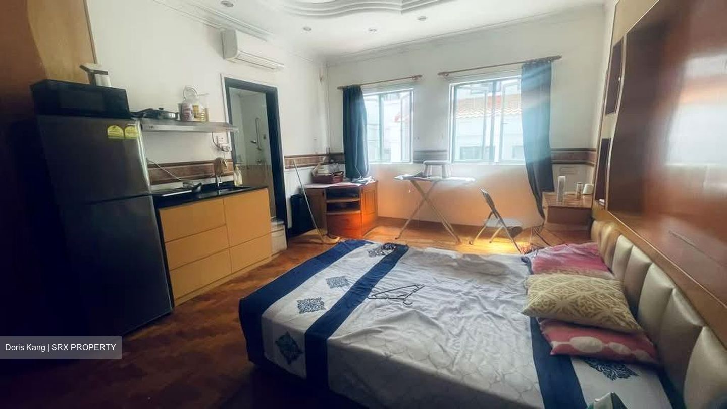 Westwood Crescent (D22), Terrace #574597481